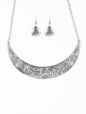 Paparazzi Necklace and Earrings Set (NS118)